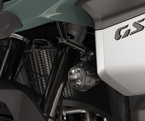 A BMW Motorrad F 900 GS Adventure segédfényszórója