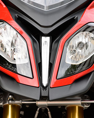 S 1000 XR karakteres első rész