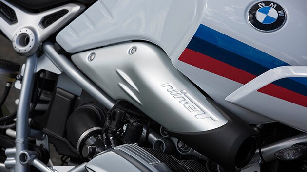 R nineT Racer logó