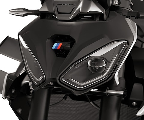 A BMW Motorrad M 1000 R kettős LED-es fényszórója