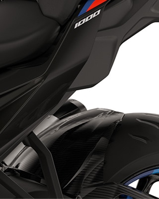 Karbon alkatrészek az BMW Motorrad M 1000 XR motorjának M Competition csomagjában