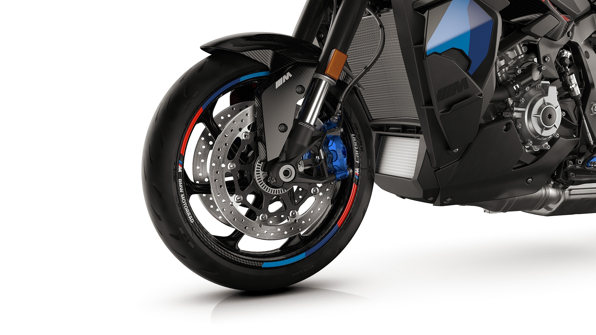A BMW Motorrad M 1000 XR motorjának opcionális M Carbon kerekei