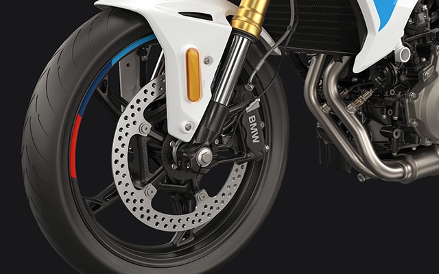 A BMW Motorrad F 450 R felnicsíkjai