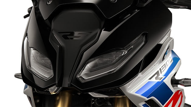 A BMW Motorrad R 1300 RS modelljének fényszórói