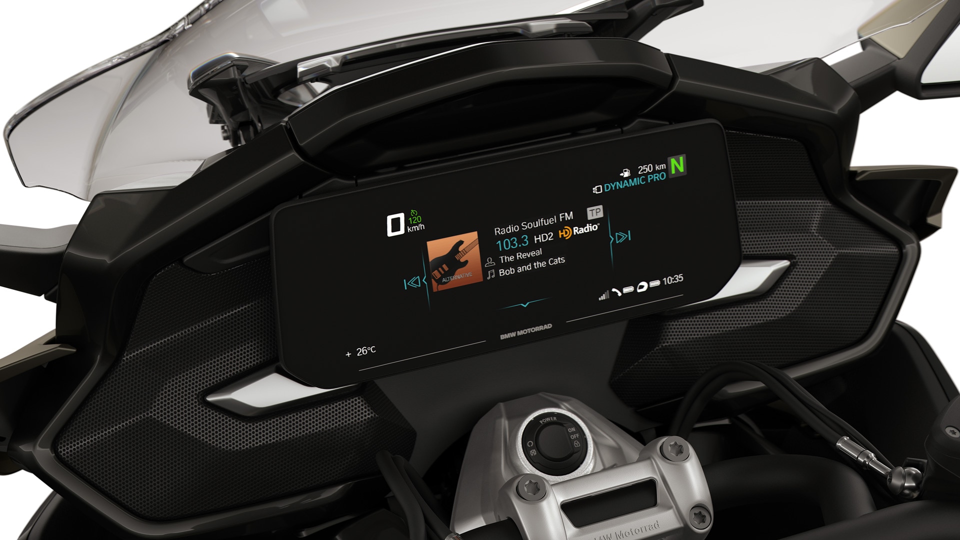 Fókuszban a K 1600 Grand America TFT-kijelzője és boxai.