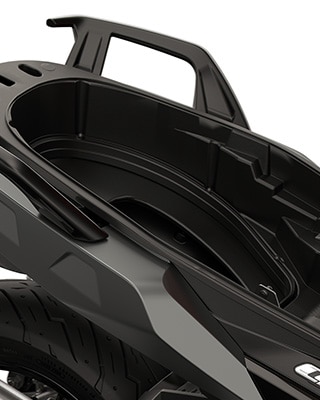 A BMW Motorrad C 400 X tárolóhelye