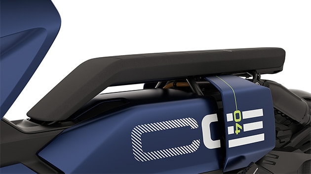 A BMW Motorrad CE 04 komfortülés ülésfűtéssel