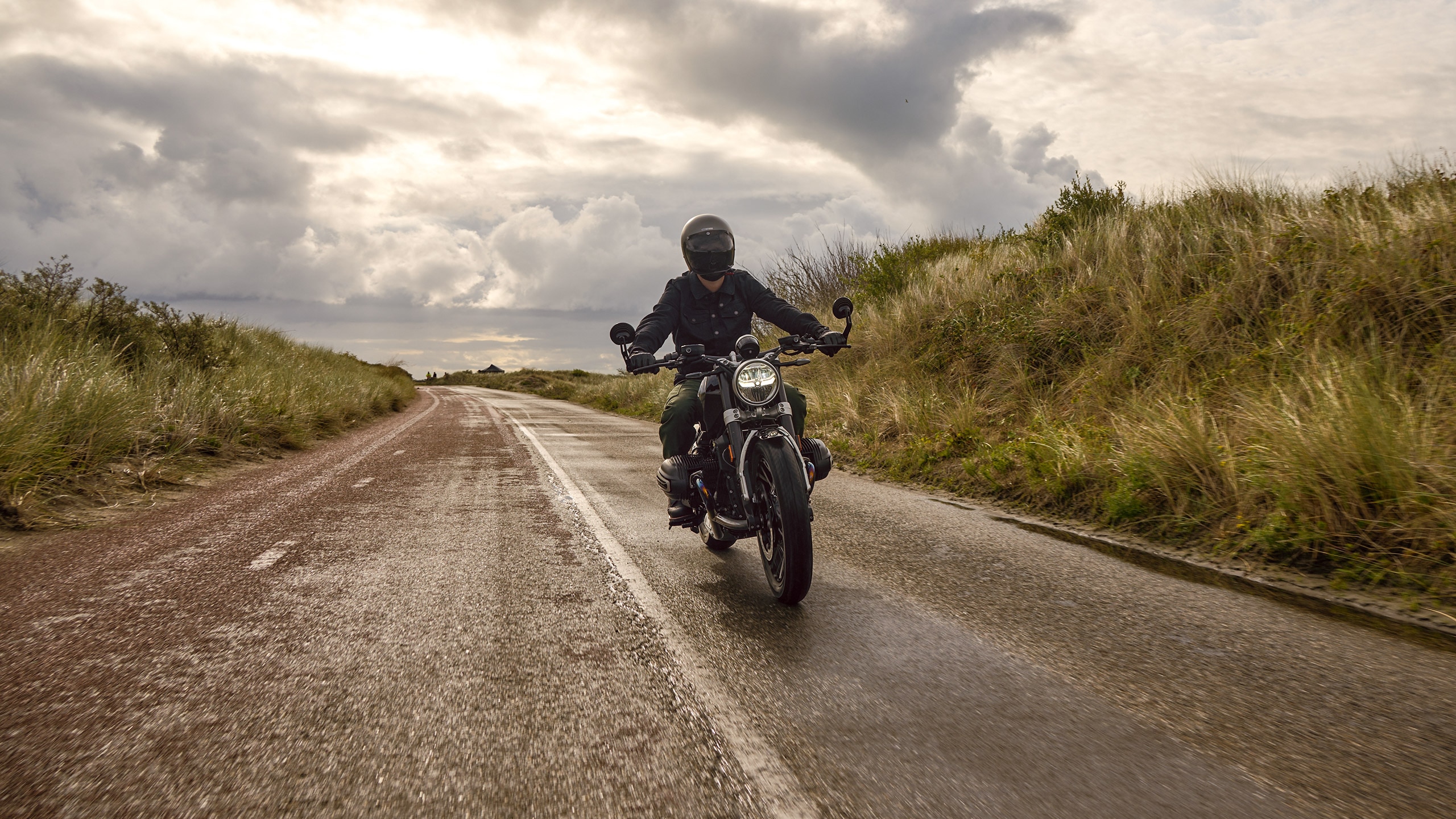 R 12 | BMW Motorrad